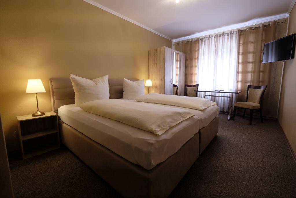 Hotel Gruener Kranz Rendsburg Rum bild