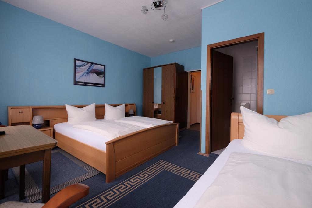 Hotel Gruener Kranz Rendsburg Exteriör bild